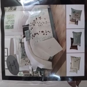 Chic home design Bliss garden 8-piece comforter set